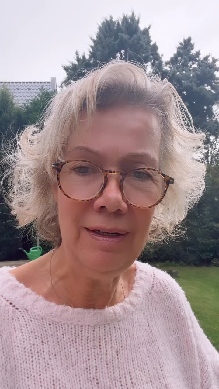 Vorschaubild zum Video „Endlich trinke ich genug“